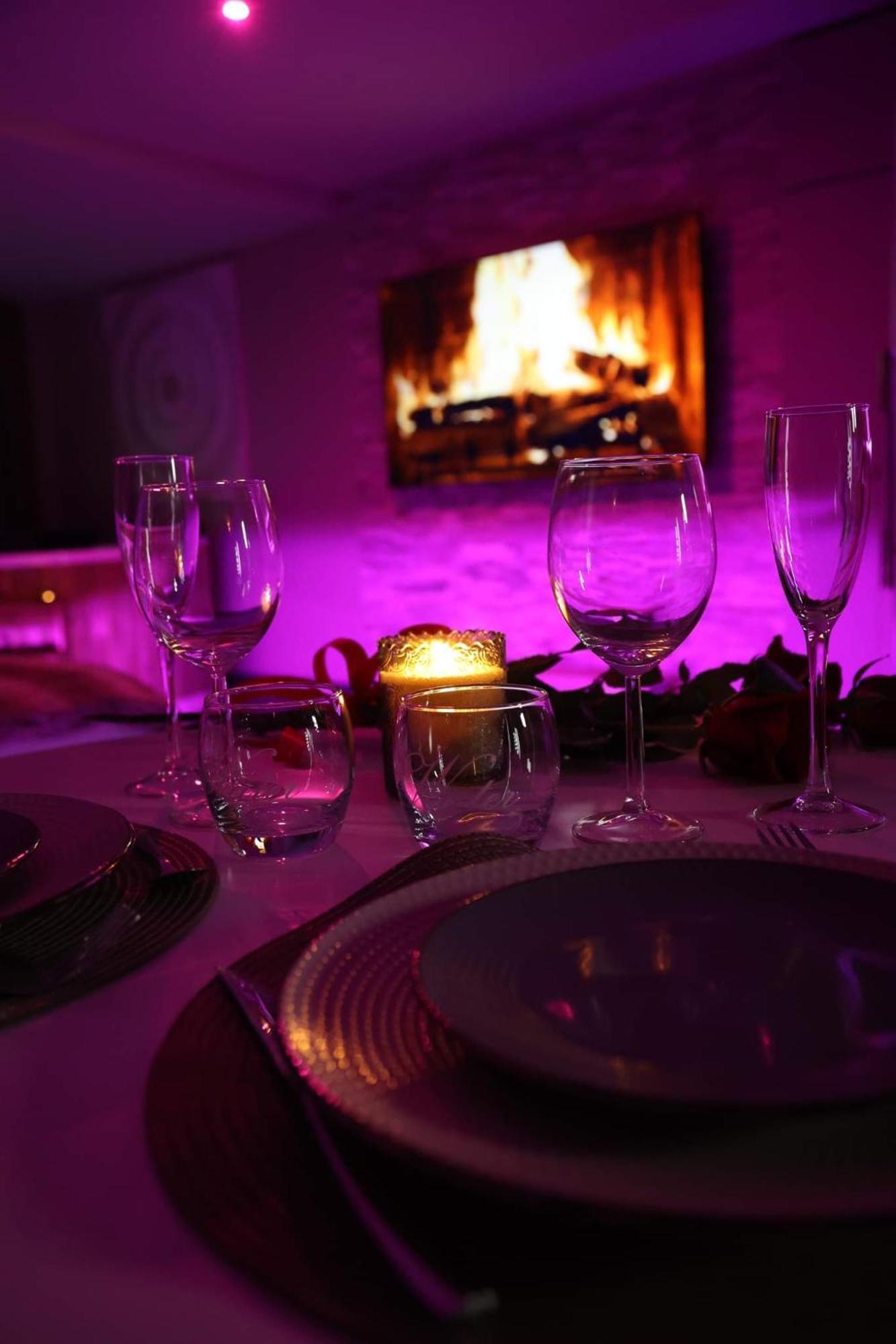 Suite Chic&Sensuelle La Manova Spa&Loveroom Saint-Martin-d'Auxigny Exterior photo